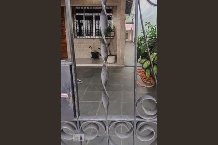 Casa para alugar com 60m², 2 quartos e 1 vagaFachada