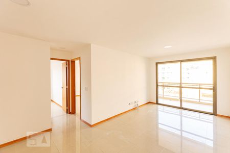 Sala de apartamento para alugar com 2 quartos, 90m² em Icaraí, Niterói