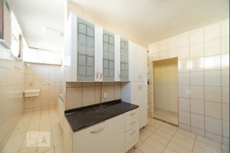 Apartamento para alugar com 90m², 3 quartos e sem vagaCozinha