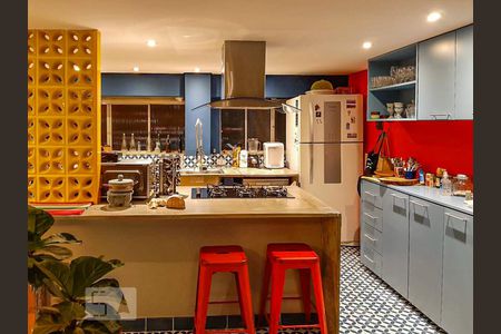 Cozinha de apartamento para alugar com 3 quartos, 131m² em Campo Belo, São Paulo