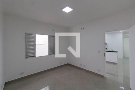 Quarto de casa para alugar com 1 quarto, 60m² em Vila Ponte Rasa, São Paulo