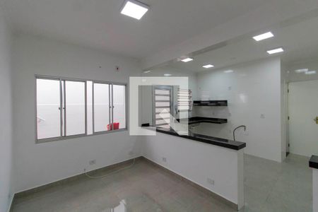 Sala de casa para alugar com 1 quarto, 60m² em Vila Ponte Rasa, São Paulo