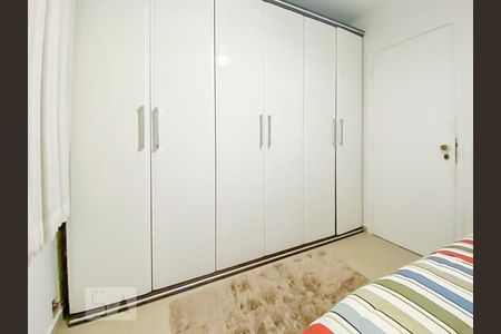 Quarto  de apartamento para alugar com 1 quarto, 60m² em Indianópolis, São Paulo