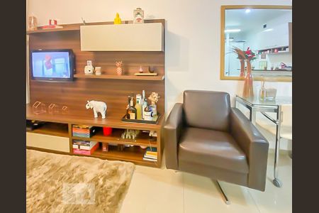 Sala  de apartamento para alugar com 1 quarto, 60m² em Indianópolis, São Paulo