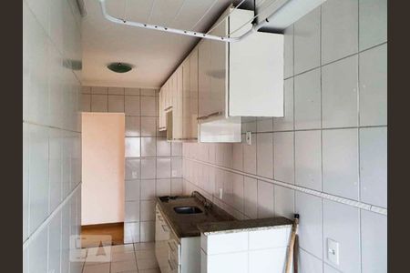 Cozinha de apartamento para alugar com 3 quartos, 64m² em Baeta Neves, São Bernardo do Campo