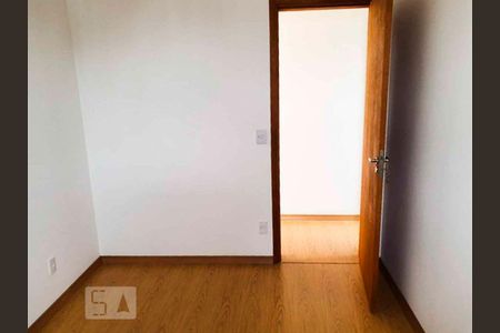 Dormitório 3 de apartamento para alugar com 3 quartos, 64m² em Baeta Neves, São Bernardo do Campo
