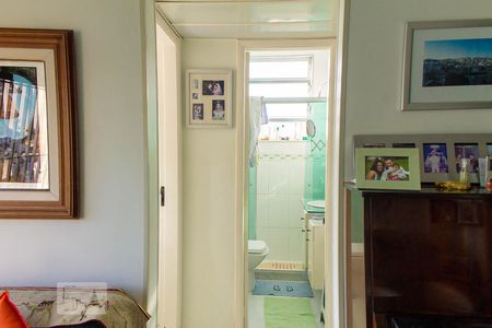 Corredor de apartamento à venda com 3 quartos, 72m² em Lins de Vasconcelos, Rio de Janeiro