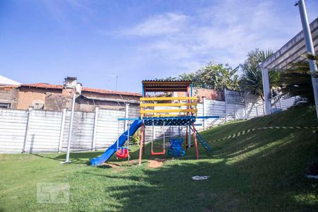 Apartamento à venda com 49m², 2 quartos e 1 vagaplayground