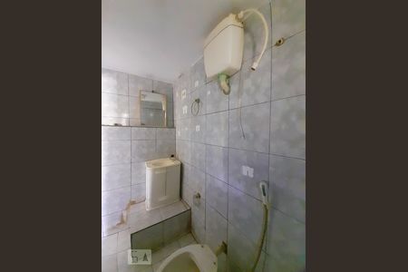 Banheiro Social de casa para alugar com 2 quartos, 50m² em Piedade, Rio de Janeiro