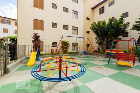 Apartamento para alugar com 75m², 3 quartos e 1 vagaÁrea Comum - Playground