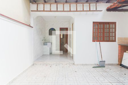 Casa à venda com 151m², 3 quartos e 2 vagas Casa à venda com 151m², 3 quartos e 2 vagasChurrasqueira