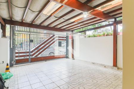Casa à venda com 151m², 3 quartos e 2 vagas Casa à venda com 151m², 3 quartos e 2 vagasGaragem