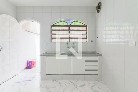 Casa à venda com 151m², 3 quartos e 2 vagas Casa à venda com 151m², 3 quartos e 2 vagasCozinha