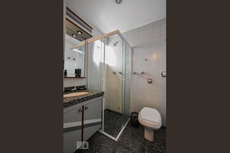 Apartamento à venda com 198m², 4 quartos e 3 vagasBanheiro Suíte 03