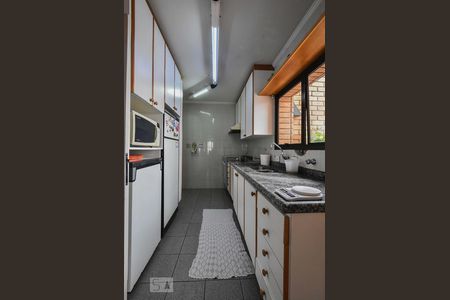 Apartamento à venda com 198m², 4 quartos e 3 vagasCozinha