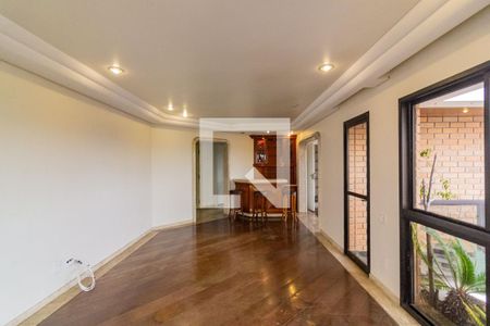 Sala de Estar de apartamento à venda com 3 quartos, 198m² em Chácara Santo Antônio (zona Sul), São Paulo