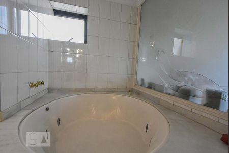 Apartamento à venda com 198m², 4 quartos e 3 vagasBanheiro Suíte 01