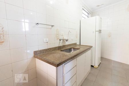 Cozinha de casa para alugar com 1 quarto, 90m² em Vila Santa Maria, São Paulo