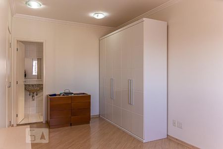 Apartamento à venda com 115m², 3 quartos e 2 vagasSuíte