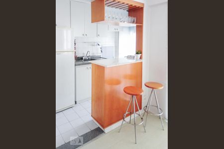 Cozinha de apartamento à venda com 1 quarto, 35m² em Bela Vista, São Paulo