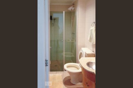 Banheiro de apartamento à venda com 1 quarto, 35m² em Bela Vista, São Paulo