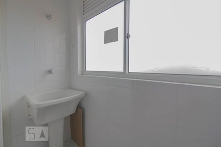 Apartamento à venda com 68m², 3 quartos e 1 vagaÁrea de Serviço