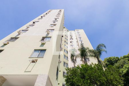 Apartamento à venda com 37m², 1 quarto e sem vaga Apartamento à venda com 37m², 1 quarto e sem vagaFachada