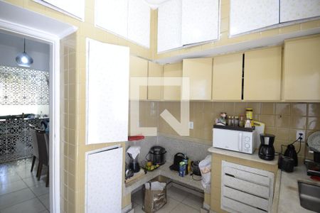 Casa para alugar com 150m², 2 quartos e 2 vagasCozinha