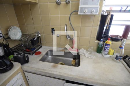 Casa para alugar com 150m², 2 quartos e 2 vagasCozinha