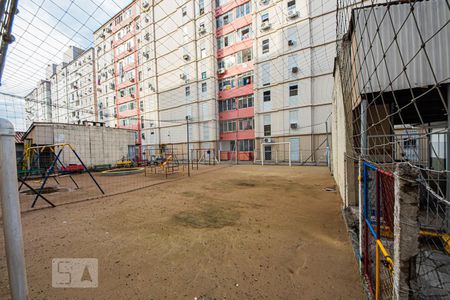 Área comum - Quadra Esportiva  de apartamento para alugar com 1 quarto, 51m² em Humaitá, Porto Alegre