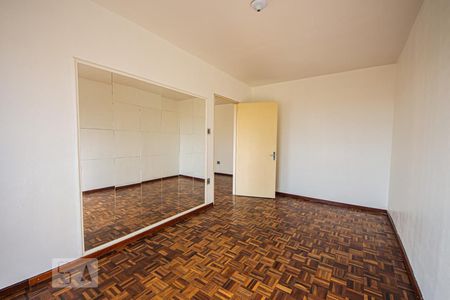 Quarto  de apartamento para alugar com 1 quarto, 51m² em Humaitá, Porto Alegre