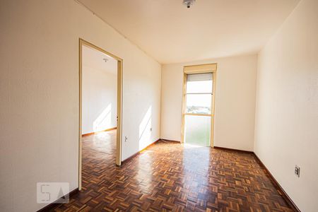Sala  de apartamento para alugar com 1 quarto, 51m² em Humaitá, Porto Alegre