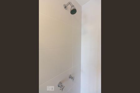 Banheiro Chuveiro de kitnet/studio para alugar com 1 quarto, 48m² em Vila Romana, São Paulo