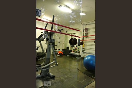 Apartamento à venda com 135m², 4 quartos e 2 vagasÁrea Comum