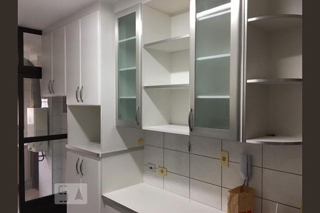 Apartamento à venda com 91m², 3 quartos e 2 vagasCozinha