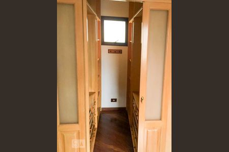 Closet de apartamento à venda com 3 quartos, 91m² em Vila Alexandria, São Paulo