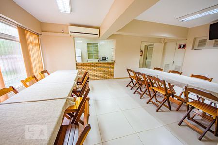 Área comum - Salão de festas de apartamento para alugar com 2 quartos, 49m² em Petrópolis, Porto Alegre