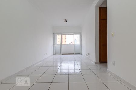 Sala de apartamento para alugar com 2 quartos, 80m² em Vila Itapura, Campinas