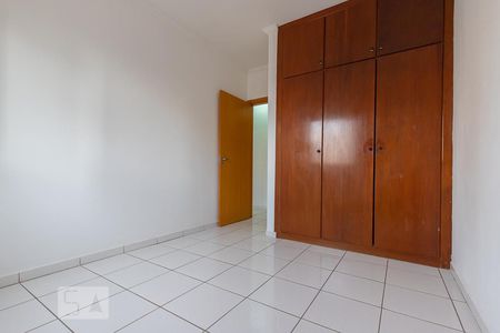 Quarto 1 de apartamento à venda com 2 quartos, 80m² em Vila Itapura, Campinas