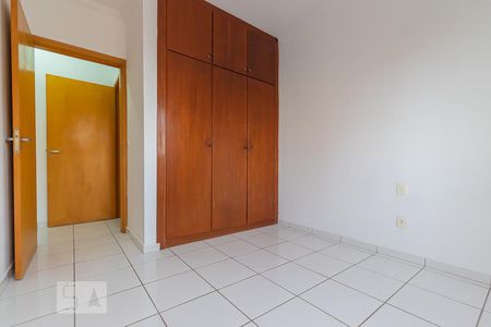 Quarto 1 de apartamento à venda com 2 quartos, 80m² em Vila Itapura, Campinas