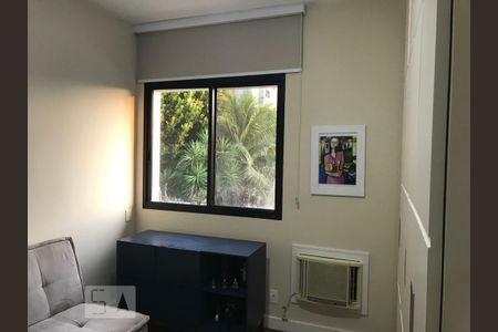 Apartamento à venda com 240m², 4 quartos e 3 vagas Apartamento à venda com 240m², 4 quartos e 3 vagasDormitório