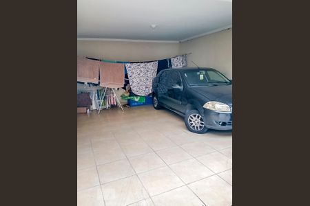 Casa para alugar com 94m², 2 quartos e 2 vagas Casa para alugar com 94m², 2 quartos e 2 vagasGaragem