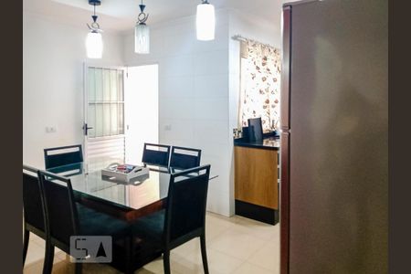 Casa para alugar com 94m², 2 quartos e 2 vagas Casa para alugar com 94m², 2 quartos e 2 vagasSala de Jantar e cozinha