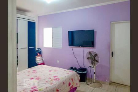 Casa para alugar com 94m², 2 quartos e 2 vagas Casa para alugar com 94m², 2 quartos e 2 vagasQuarto 1