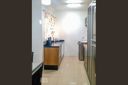 Casa para alugar com 94m², 2 quartos e 2 vagas Casa para alugar com 94m², 2 quartos e 2 vagasCozinha