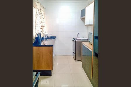 Casa para alugar com 94m², 2 quartos e 2 vagas Casa para alugar com 94m², 2 quartos e 2 vagasCozinha