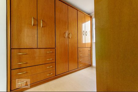 Apartamento à venda com 92m², 2 quartos e 1 vagaCloset - Quarto 2