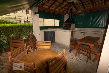 Apartamento para alugar com 44m², 2 quartos e sem vaga Apartamento para alugar com 44m², 2 quartos e sem vagaChurrasqueira