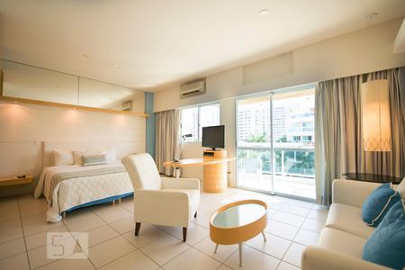 Dormitório de apartamento para alugar com 1 quarto, 70m² em Barra da Tijuca, Rio de Janeiro