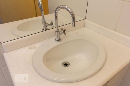 Casa para alugar com 150m², 2 quartos e 2 vagasBanheiro Pia